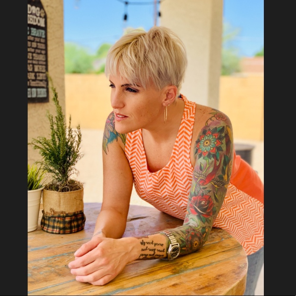 Cute coral top
